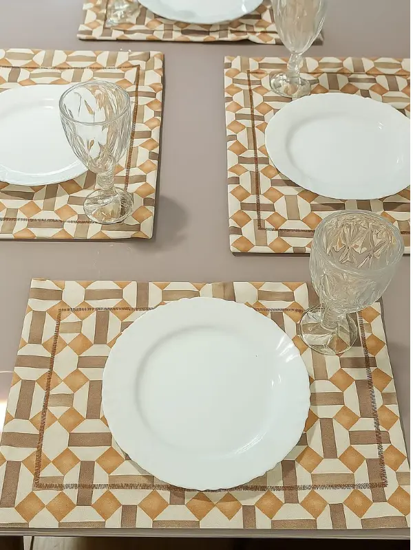 Mesa posta personalizada — ateliê Regina Cortinas Cachoeirinha RS
